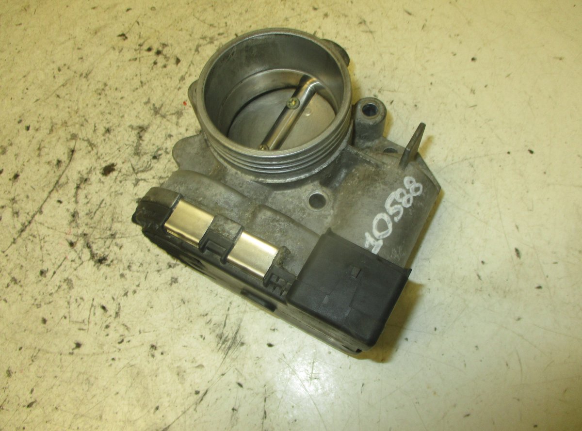 Peugeot 307 Throttle body PEUGEOT 307 (2000-2007) Throttle body 028075008...