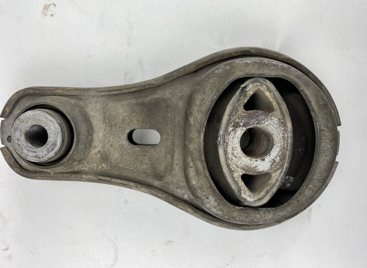 Opel Vivaro (A) Gearbox Mounting Rear OPEL VIVARO A (2001-2014) Gearbox Mounting Rear...