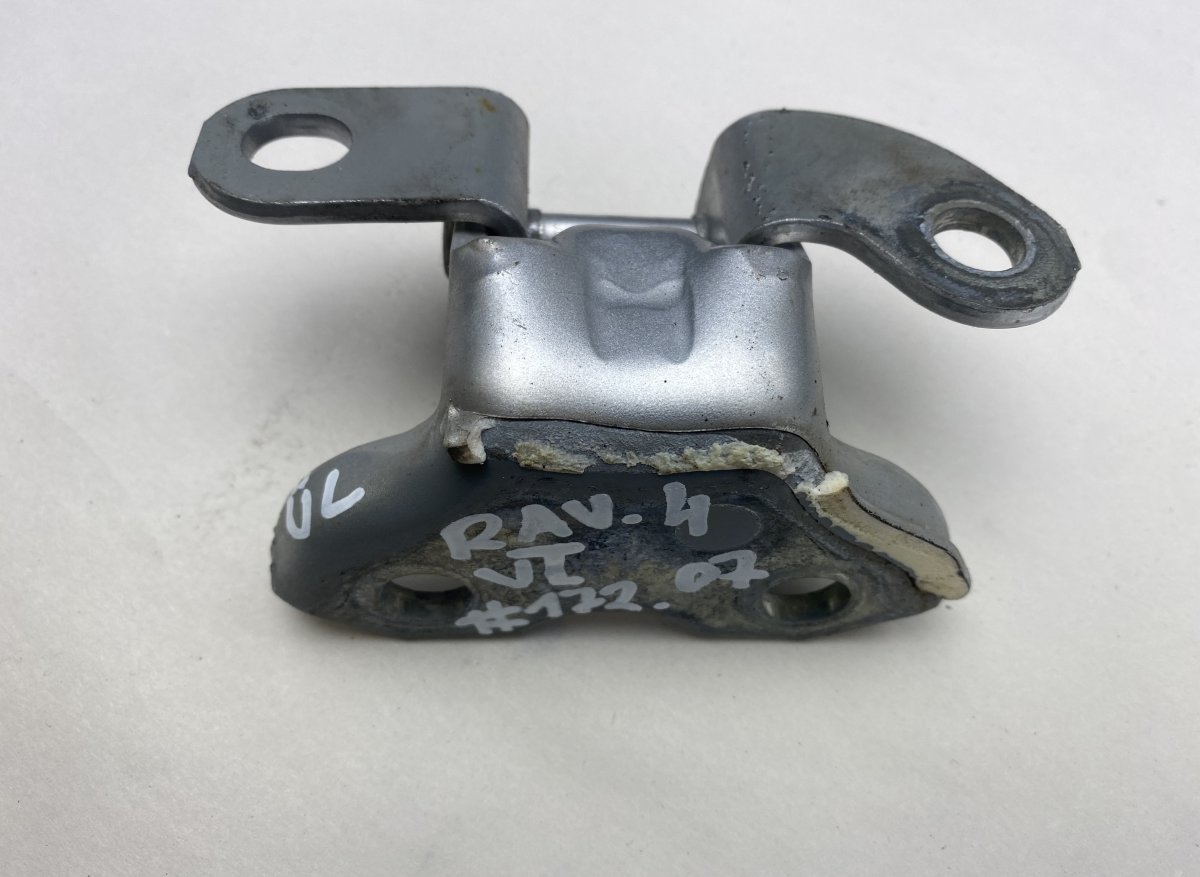 Toyota RAV4 (XA20) Door Hinge Rear Upper left TOYOTA RAV 4 III (XA30) (2005-2012) Door Hinge ...