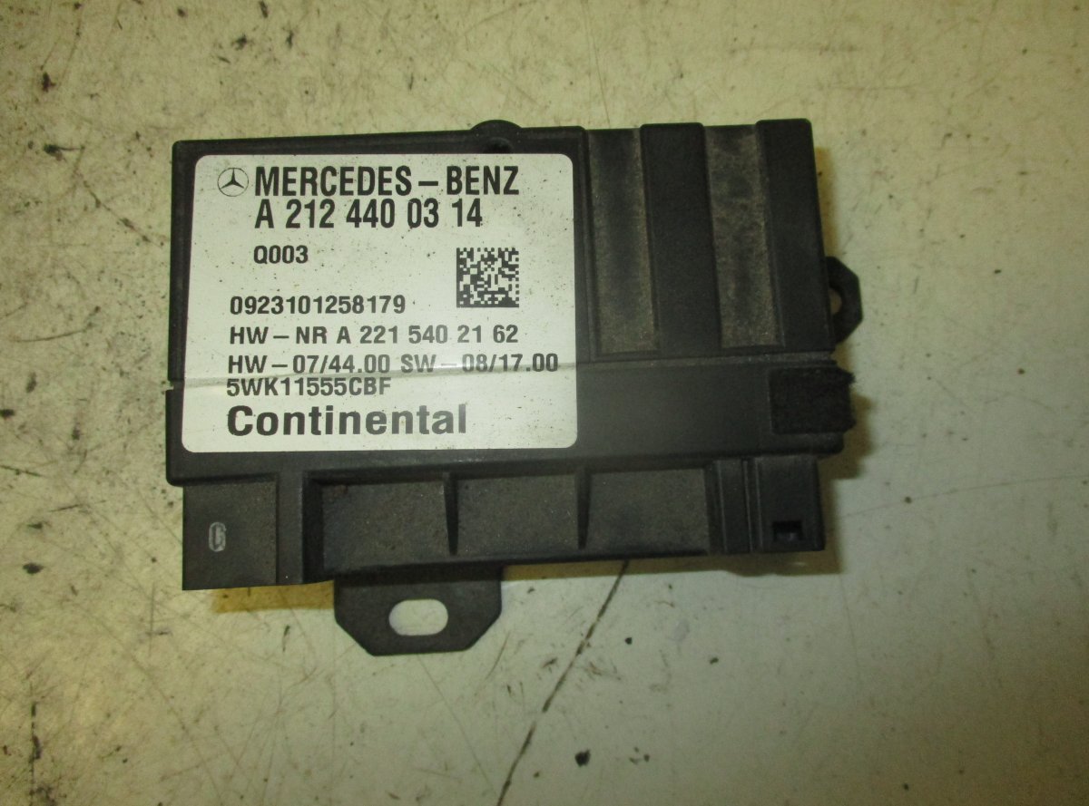 Mercedes-Benz A (W169) Injection Pump Control Unit MERCEDES-BENZ C-CLASS (W204) (2007-2013) Inject...