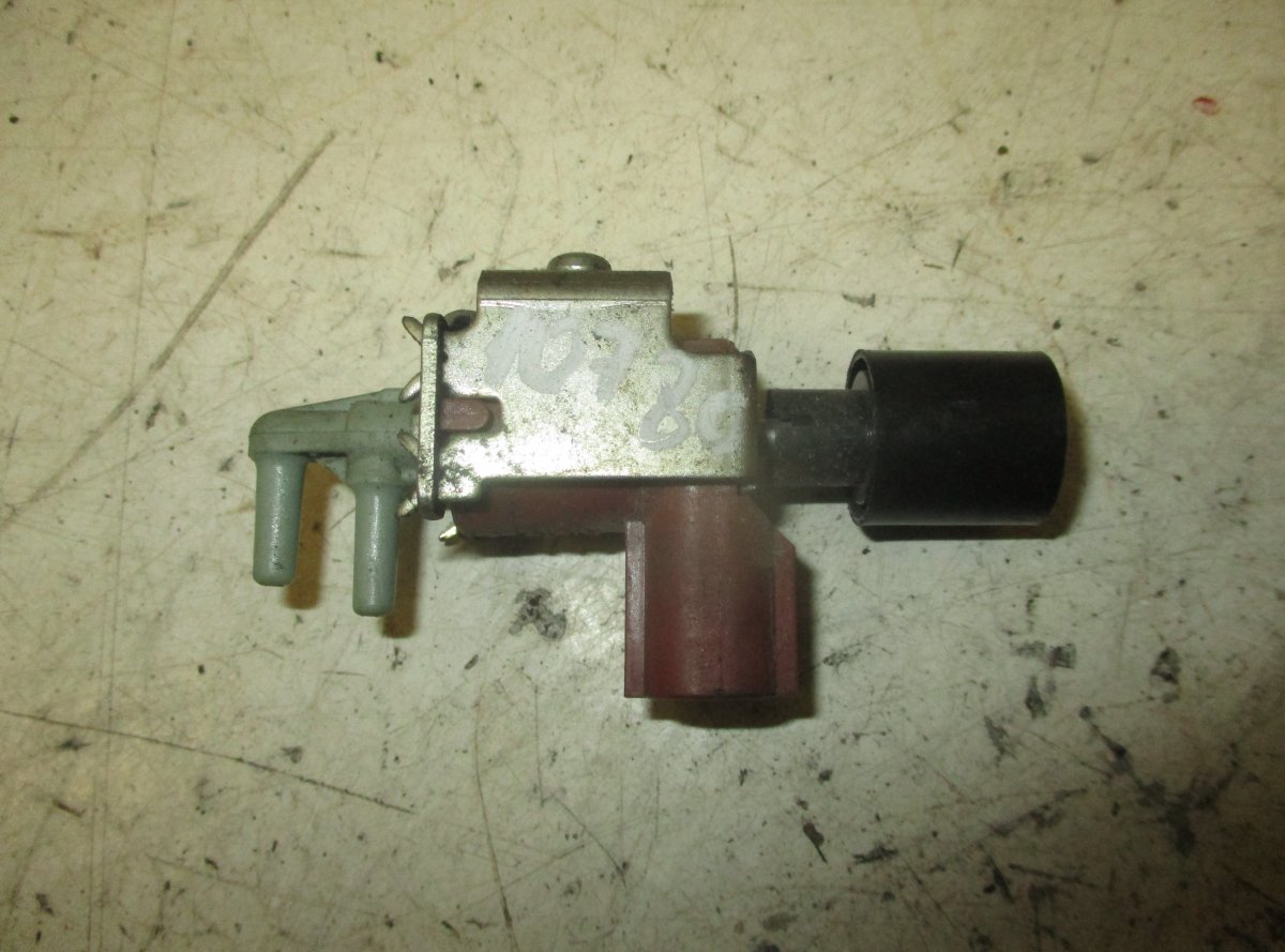 Toyota Land Cruiser 150 Engine Solenoid Valve TOYOTA LAND CRUISER 150 (2009-2021) Engine Sole...