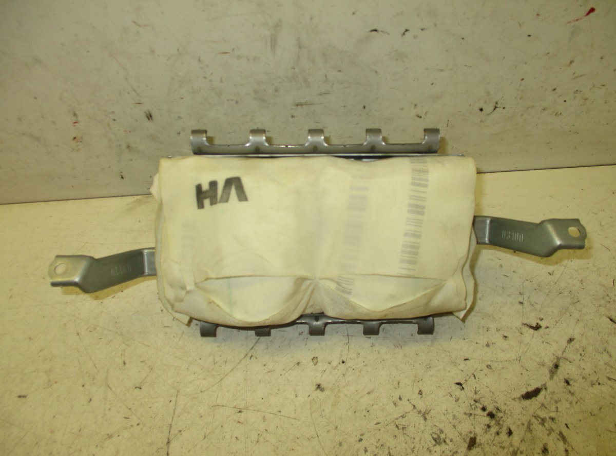 Toyota Avensis (T27) Knee Airbag Front Right TOYOTA AVENSIS (T270) (2009-2018) Knee Airbag F...