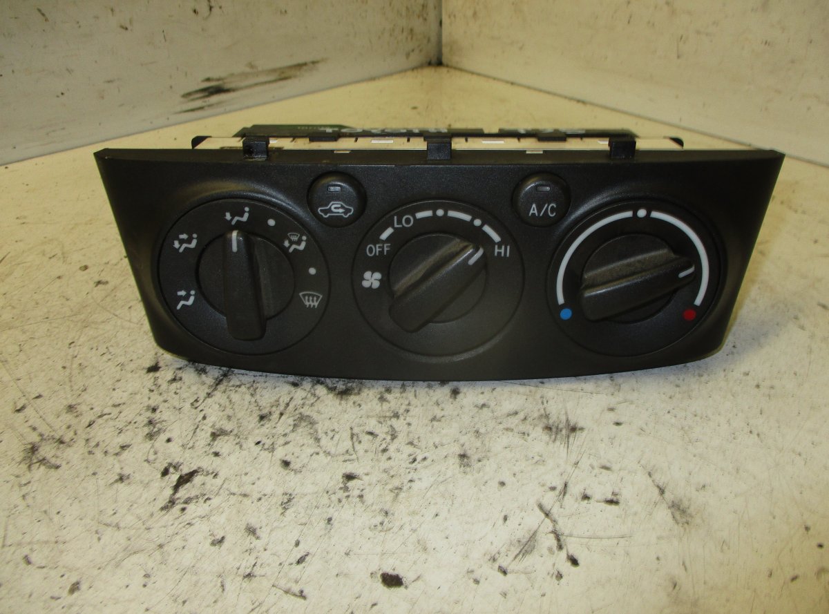 Toyota Avensis (T22) Heater control panel TOYOTA AVENSIS (T250) (2003-2008) Heater contro...