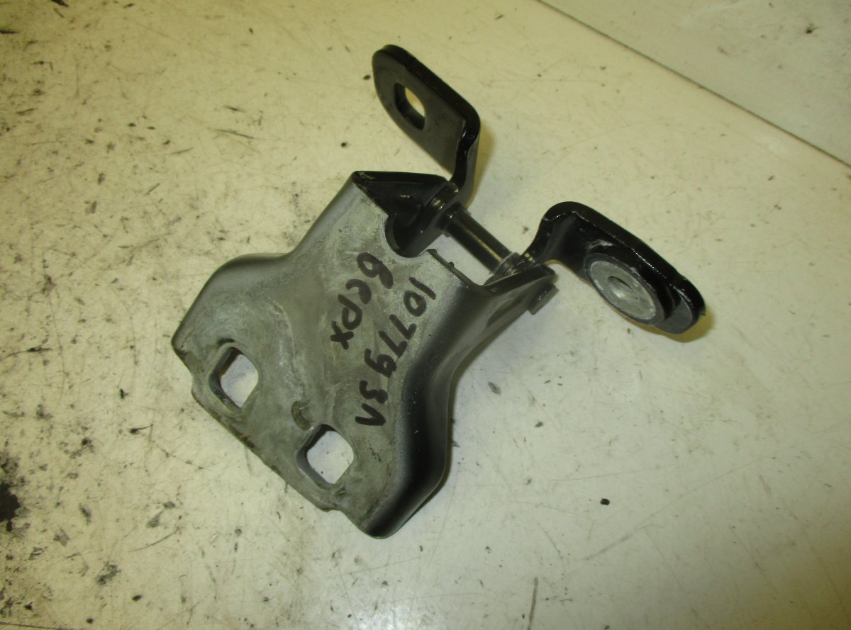 Jeep Grand Cherokee (WK) Door Hinge Rear Upper left JEEP GRAND CHEROKEE III (WH) (2005-2010) Door H...