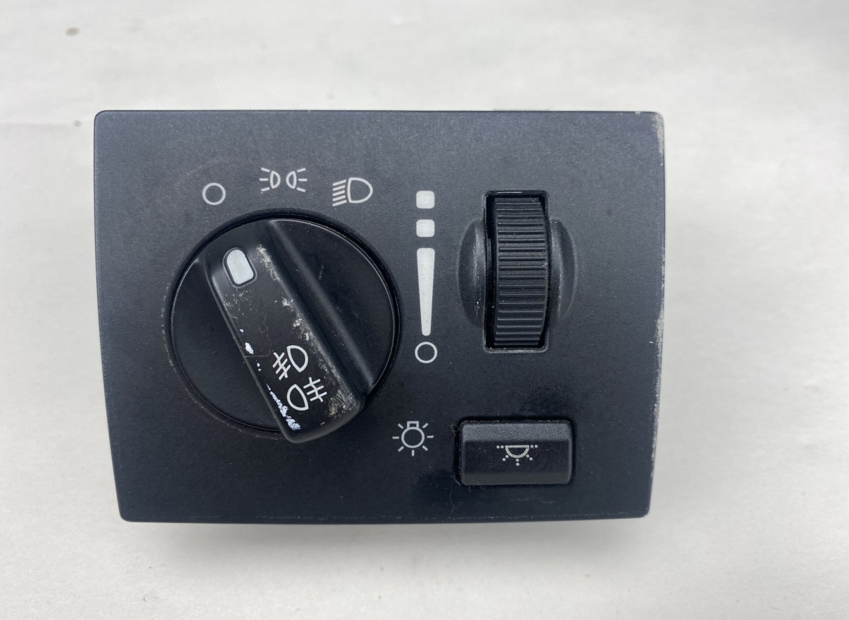 Chrysler Grand Voyager / Town & Country Headlight Switch Headlight switch — CHRYSLER VOYAGER V (RT) (200...