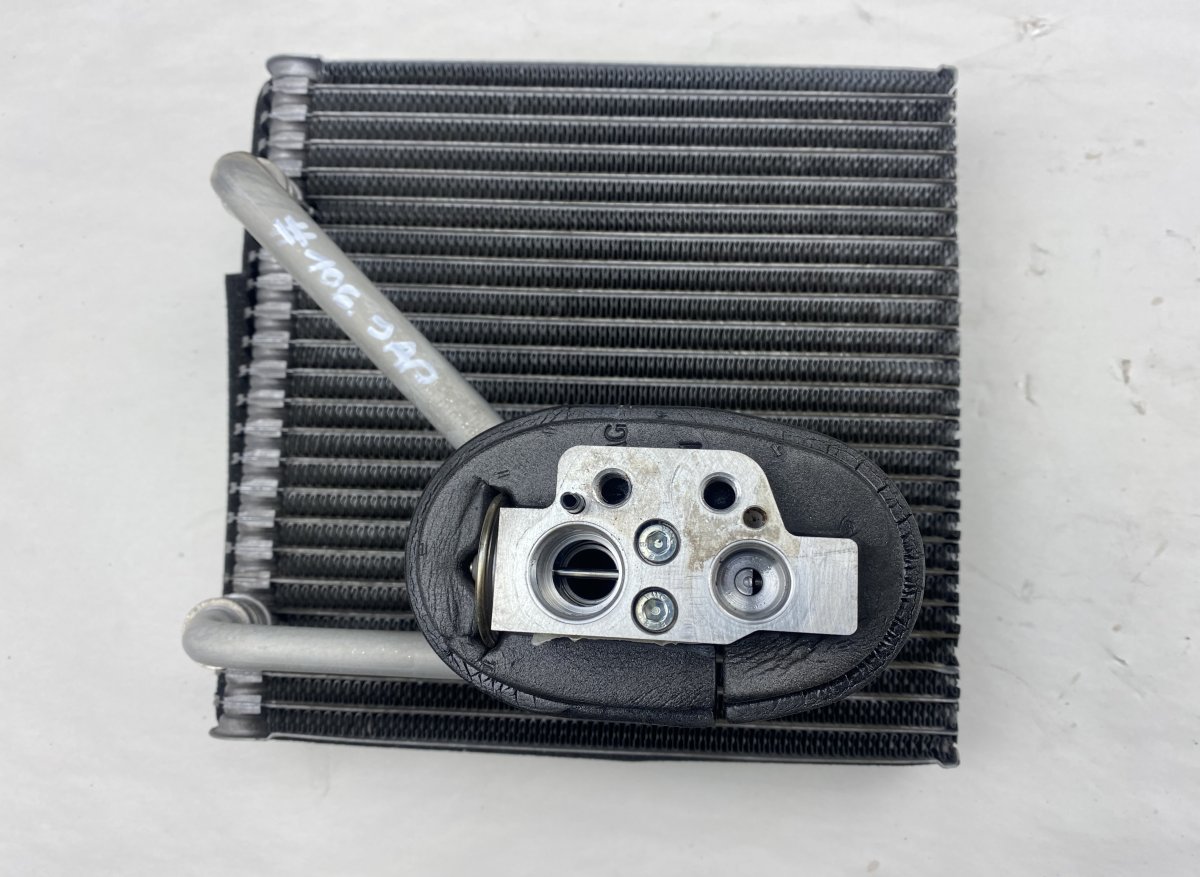 Volkswagen Touran AC Evaporator VW TOURAN (1T3) (2010-2015) AC Evaporator 1K282...