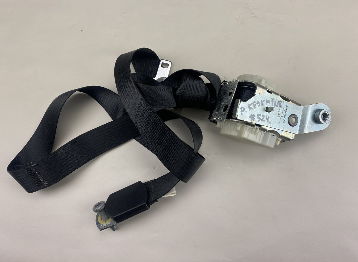 Chrysler Grand Voyager / Town & Country Seat Belt Rear Right CHRYSLER VOYAGER V (RT) (2007-2016) Seat Belt R...