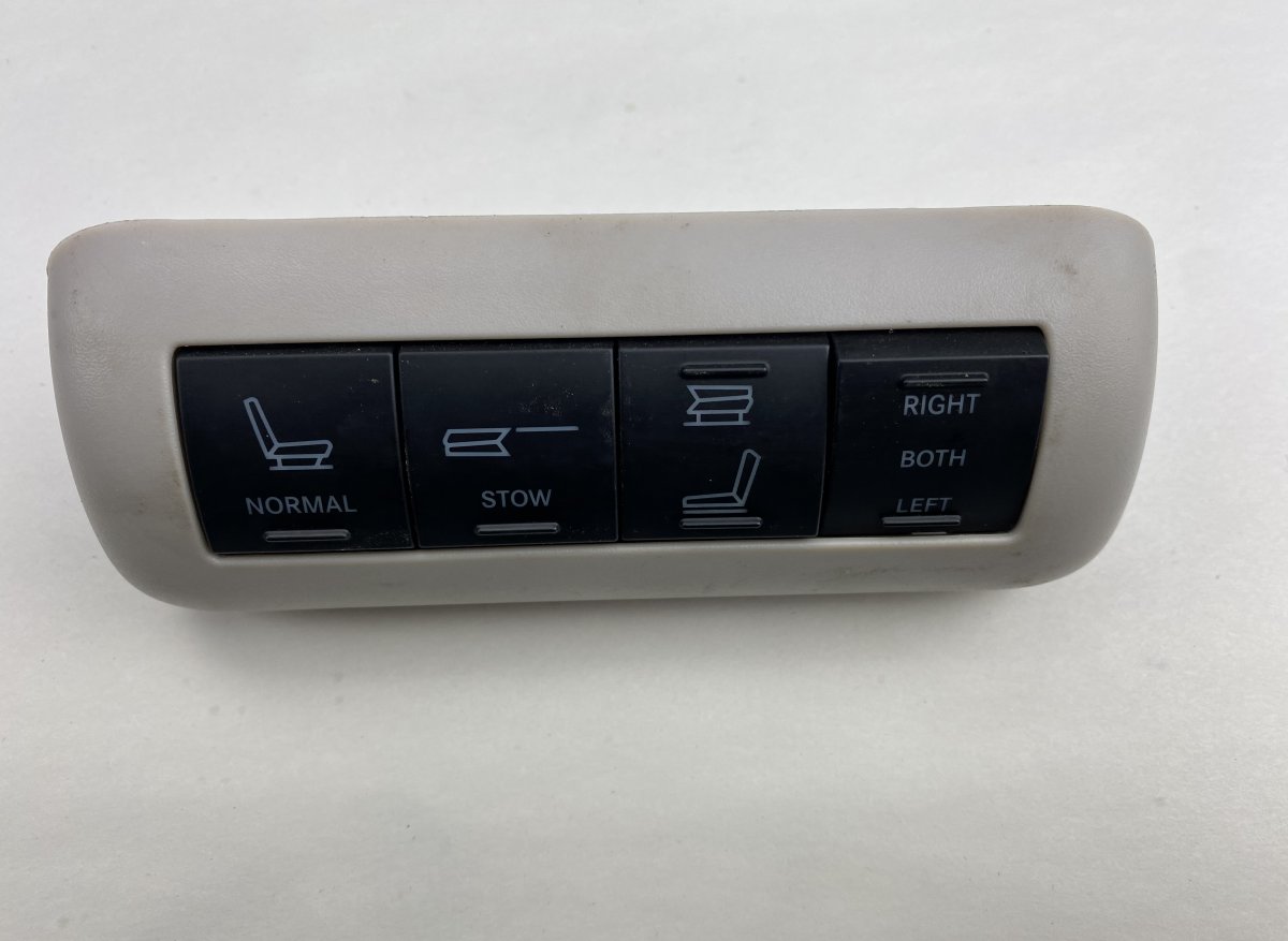 Chrysler Grand Voyager / Town & Country Seat Adjusting Switch rear left Seat Adjusting Switch rear left — CHRYSLER VOYA...