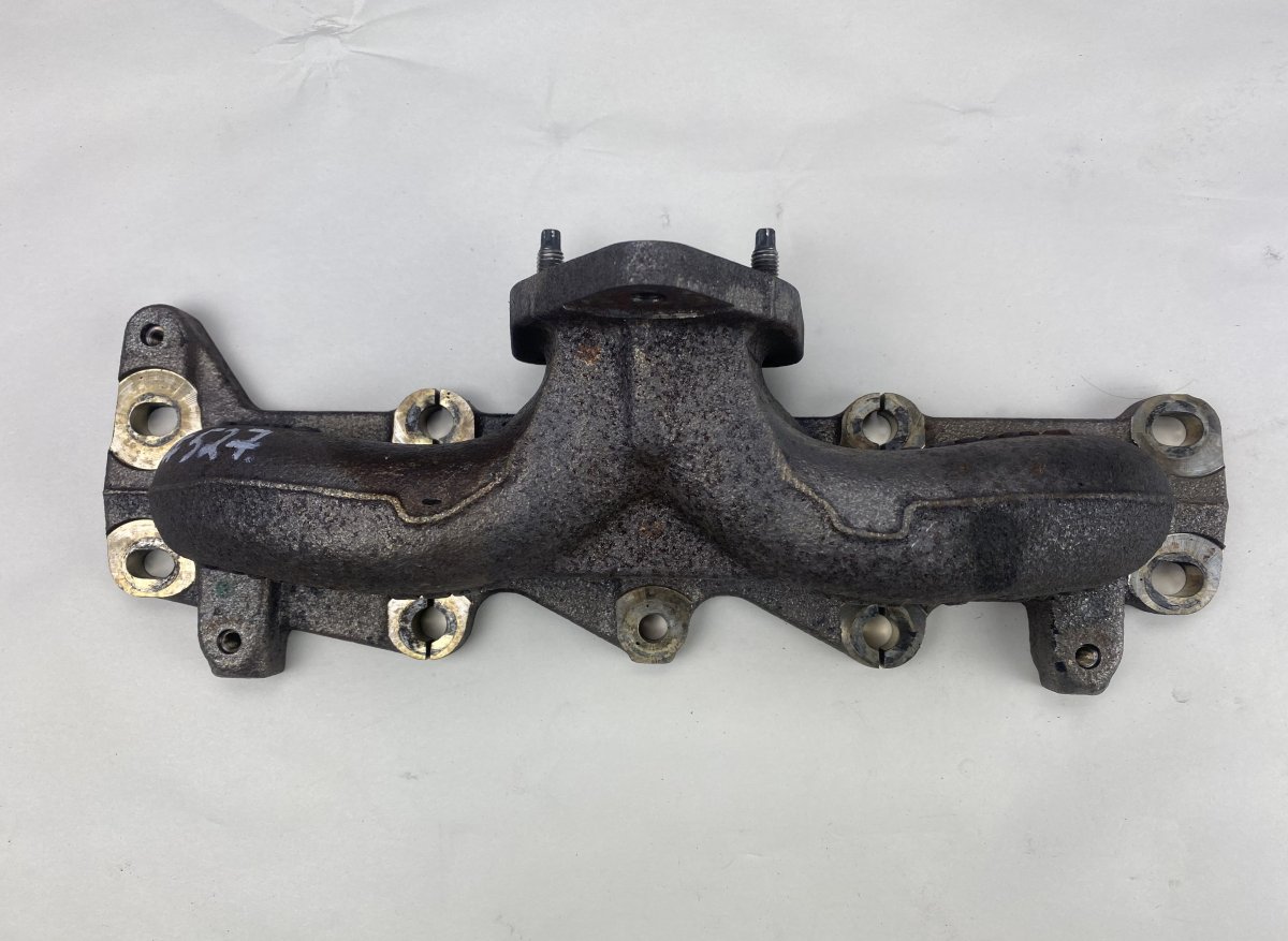 Volvo V40 выпускной коллектор VOLVO V40 (2012-2019) Exhaust Manifold

Generat...