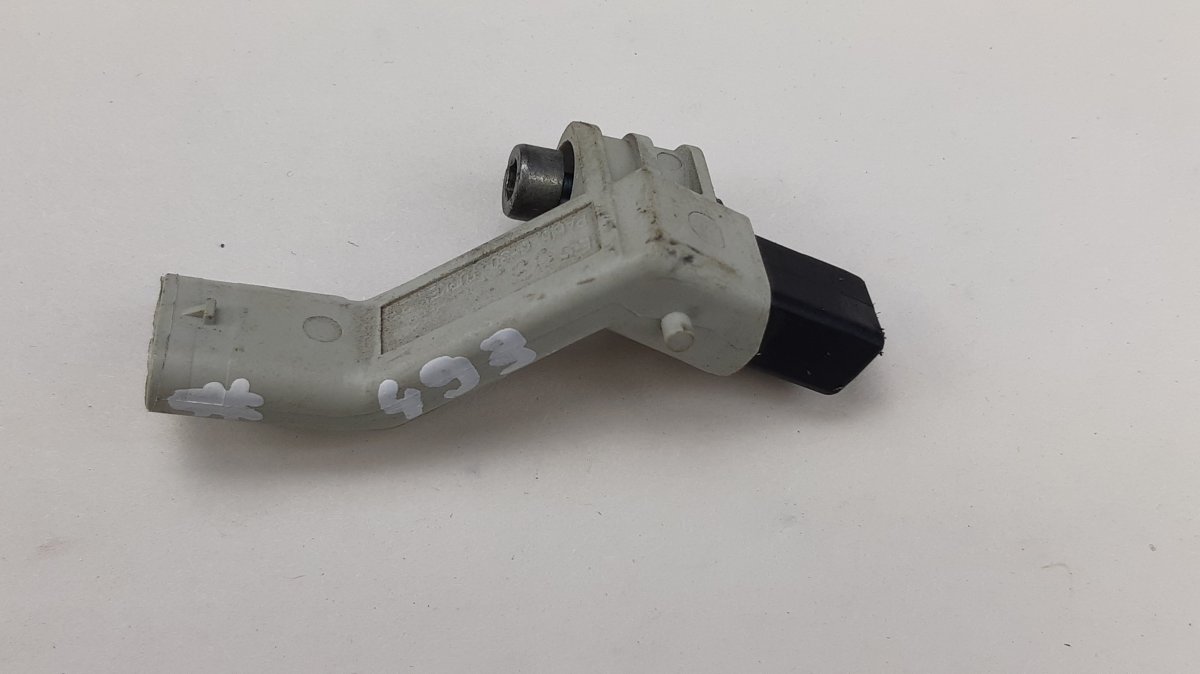 Skoda Citigo crankshaft position sensor SKODA CITIGO / CITIGO-E iV (NE1) (2011-2020) Cr...