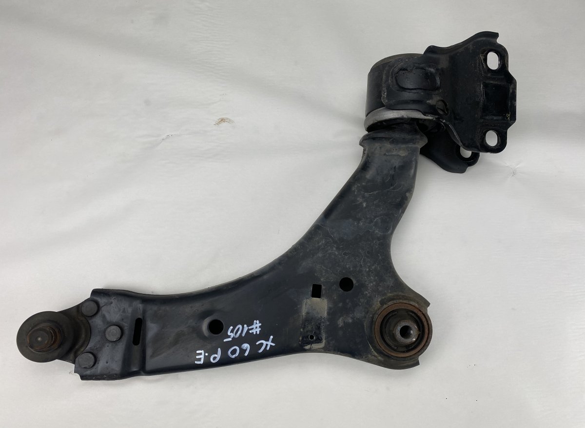 Volvo XC60 Front Axle Track Control Arm lower Right VOLVO XC60 I (2009-2017) Front Axle Track Contr...