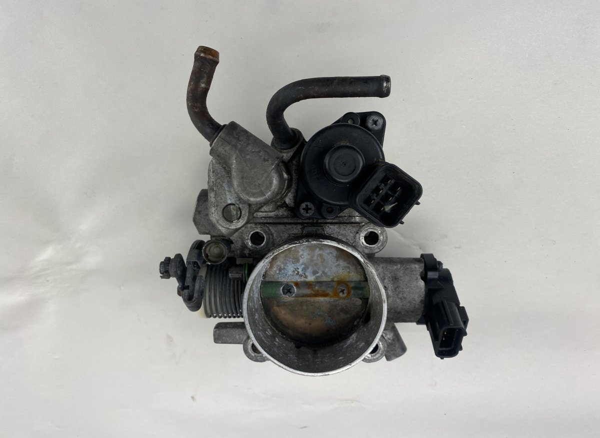 Kia Sorento Throttle body Throttle body — KIA SORENTO I (JC) (2002-2009) ...