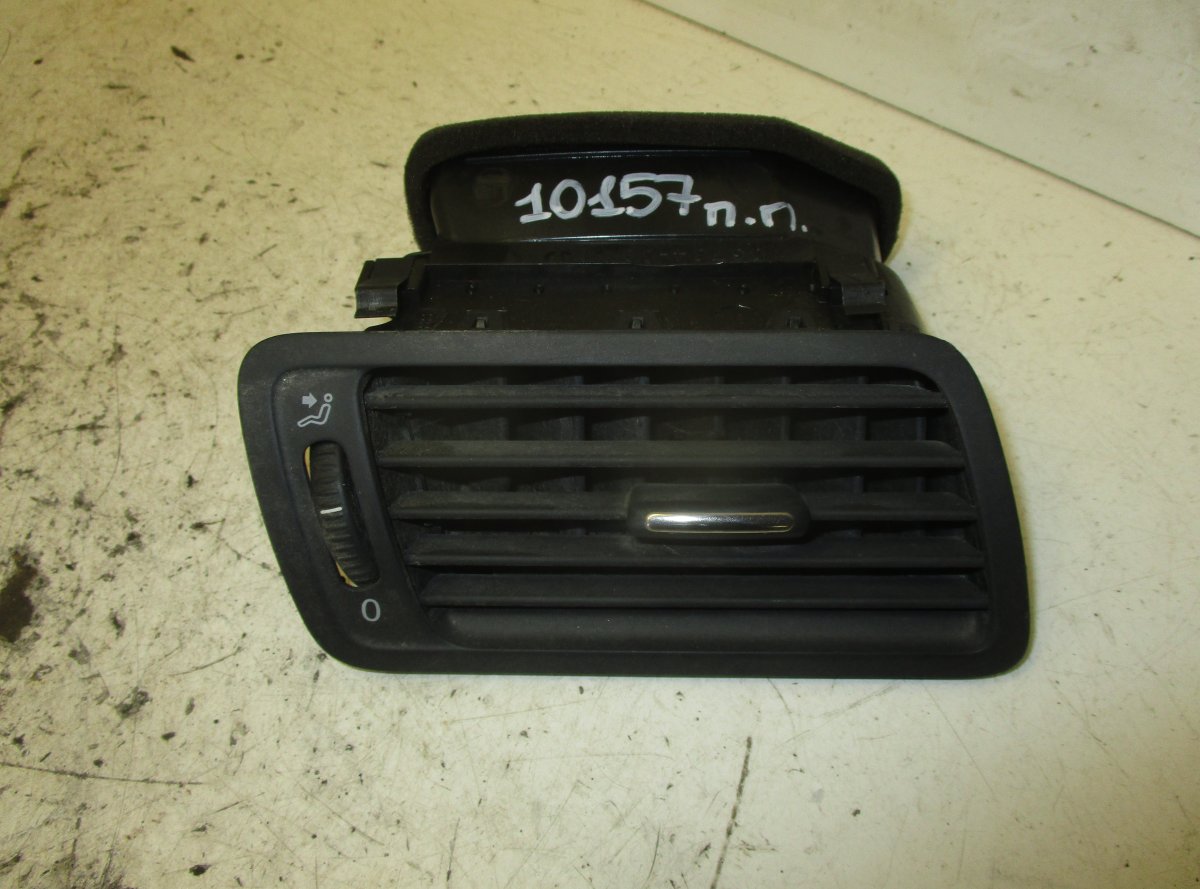 Volkswagen Passat Air Vent front right VW PASSAT B6 (3C) (2005-2010) Air Vent front ri...