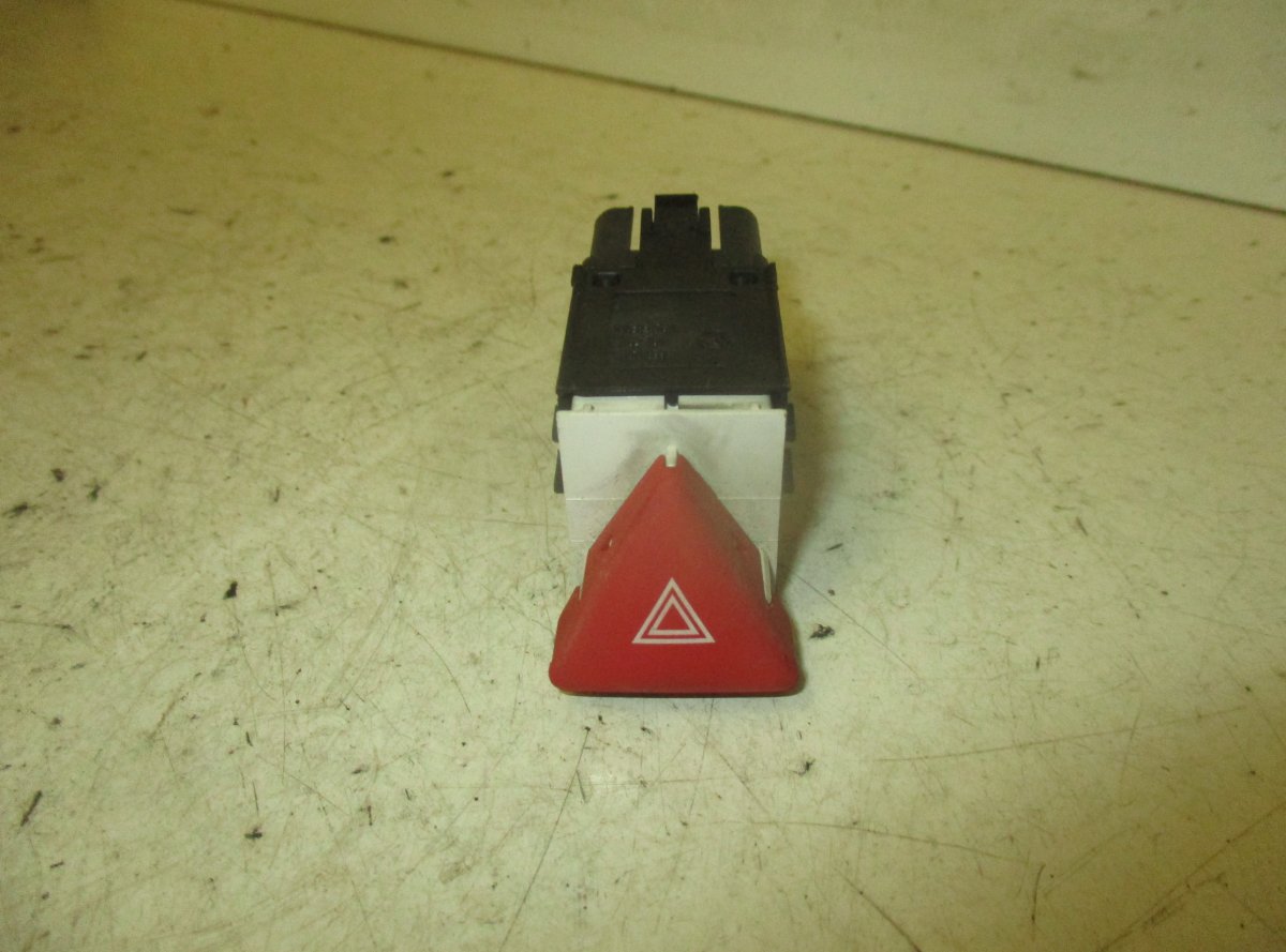 Volkswagen Passat Hazard switch VW PASSAT B6 (3C) (2005-2010) Hazard switch 3C0...
