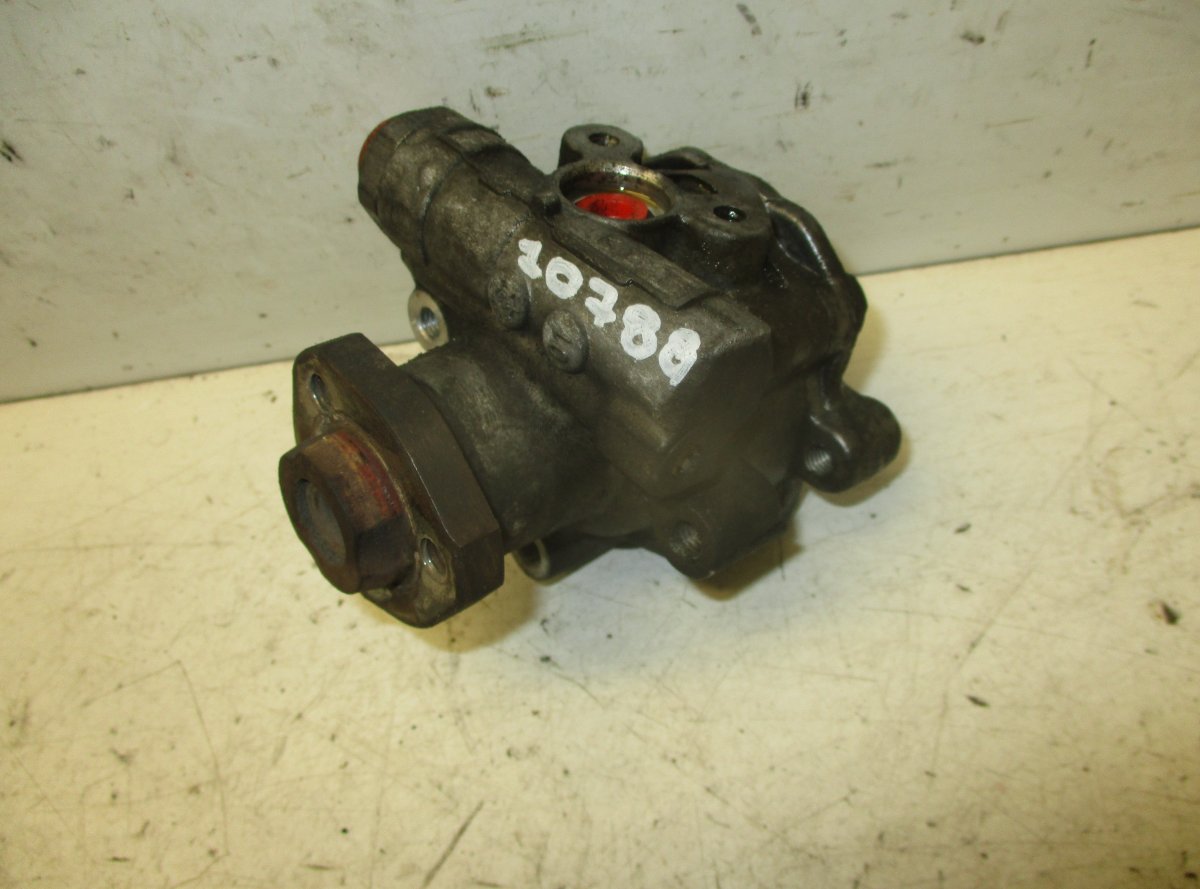 Volkswagen Bora ohjaustehostimen pumppu VW BORA / JETTA IV (1J2, 1J6) (1998-2005) Power...