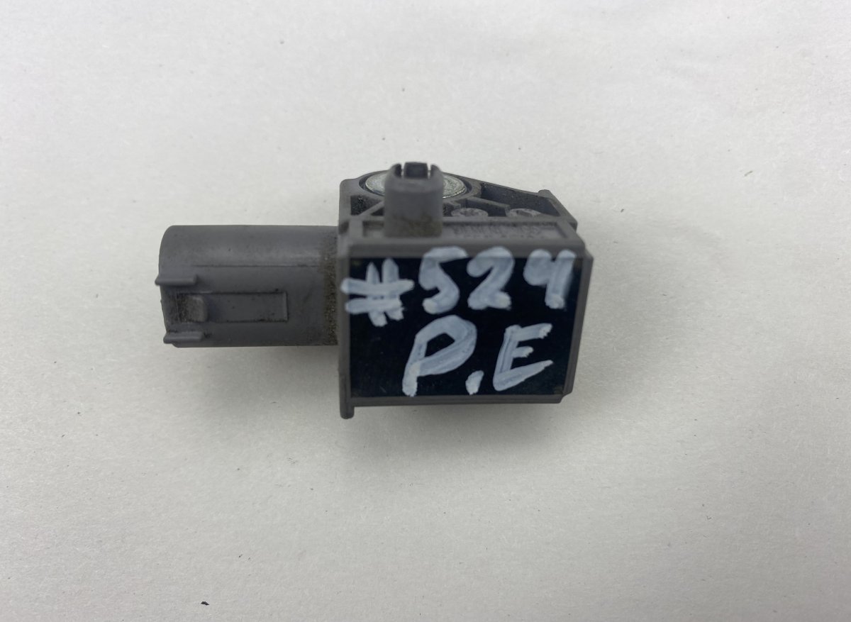 Chrysler Grand Voyager / Town & Country Crash Sensor Front CHRYSLER VOYAGER V (RT) (2007-2016) Crash Senso...