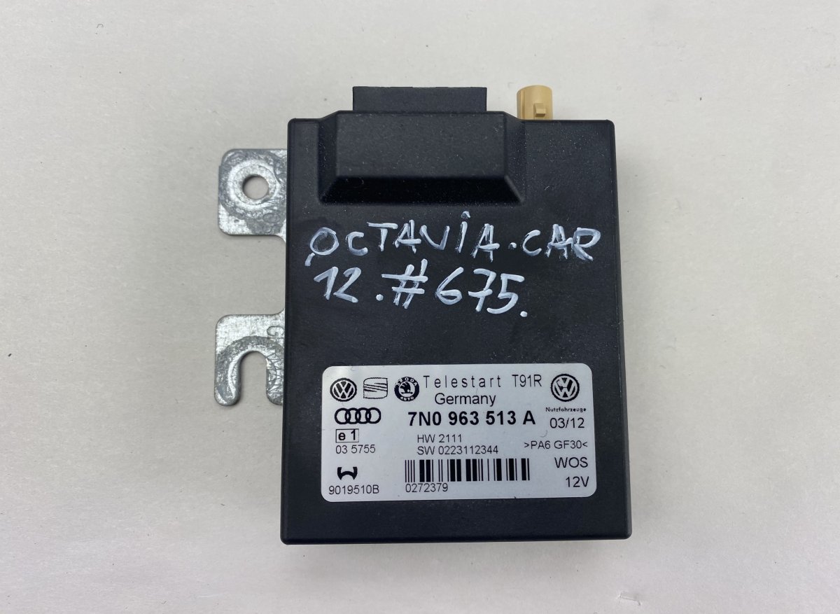 Skoda Octavia Aerial amplifier / control unit SKODA OCTAVIA II (1Z) (2004-2013) Aerial amplif...