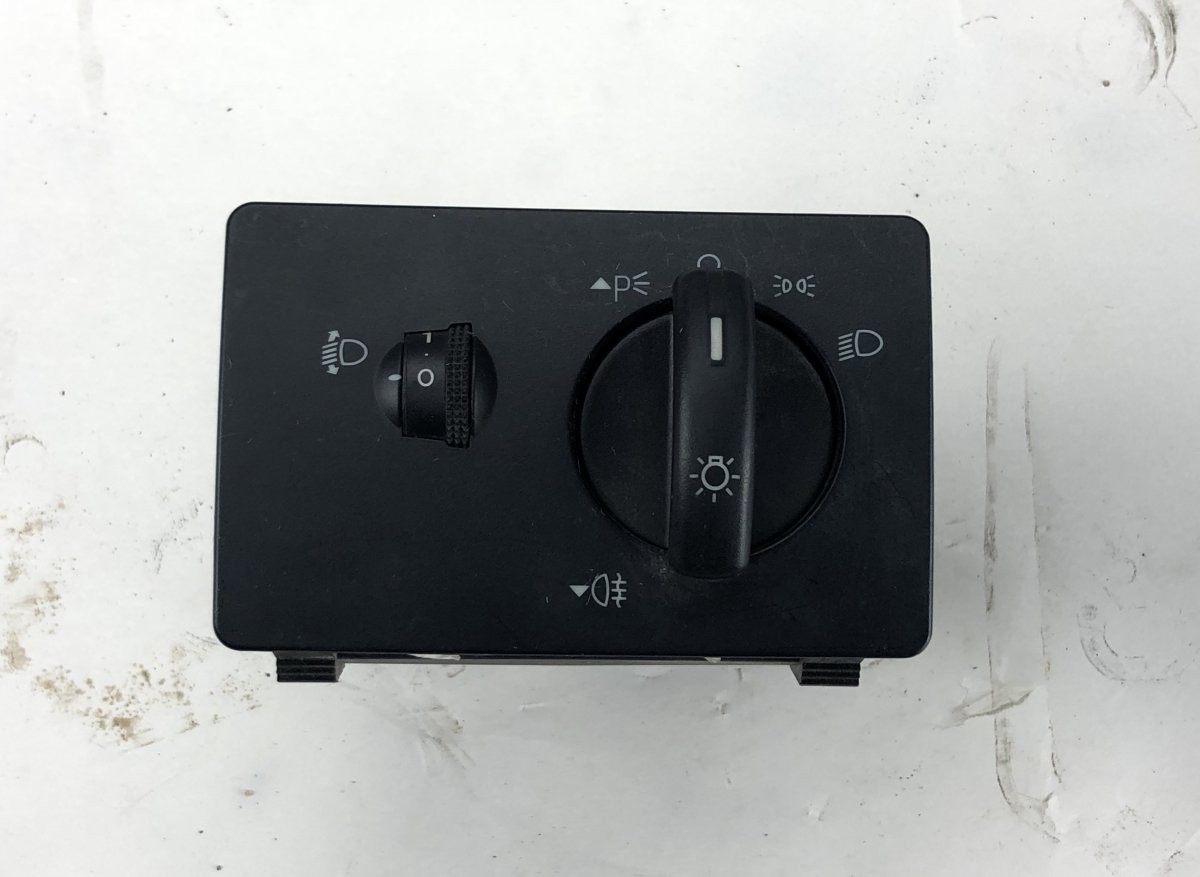 Ford Focus Headlight Switch FORD FOCUS II (2004-2012) Headlight Switch 4M5T...