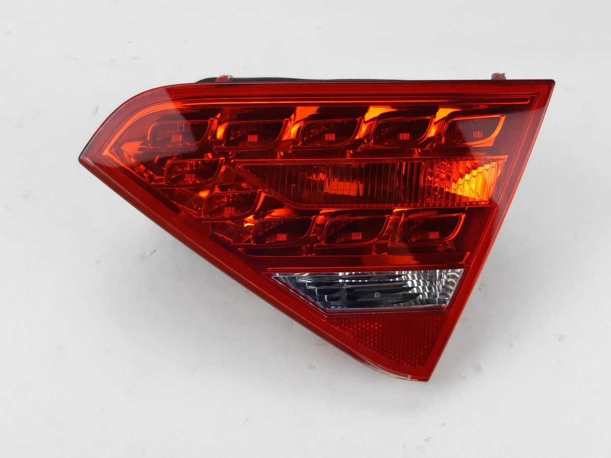 Audi A5 (B8) Inner tail light, right AUDI A5 (B8, 8T, 8F) (2007-2016) Inner tail lig...