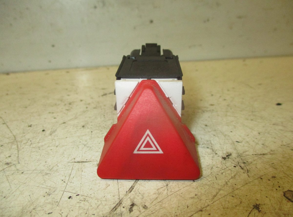 Volkswagen Caddy (2K) Hazard switch VW CADDY III (2K) (2004-2015) Hazard switch 1T0...