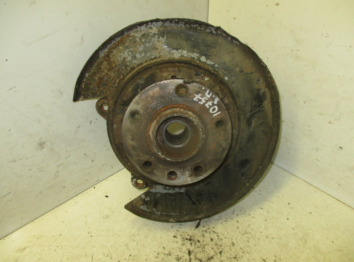 Volkswagen Touareg Wheel bearing housing rear right VW TOUAREG I (7L) (2002-2010) Wheel bearing hou...