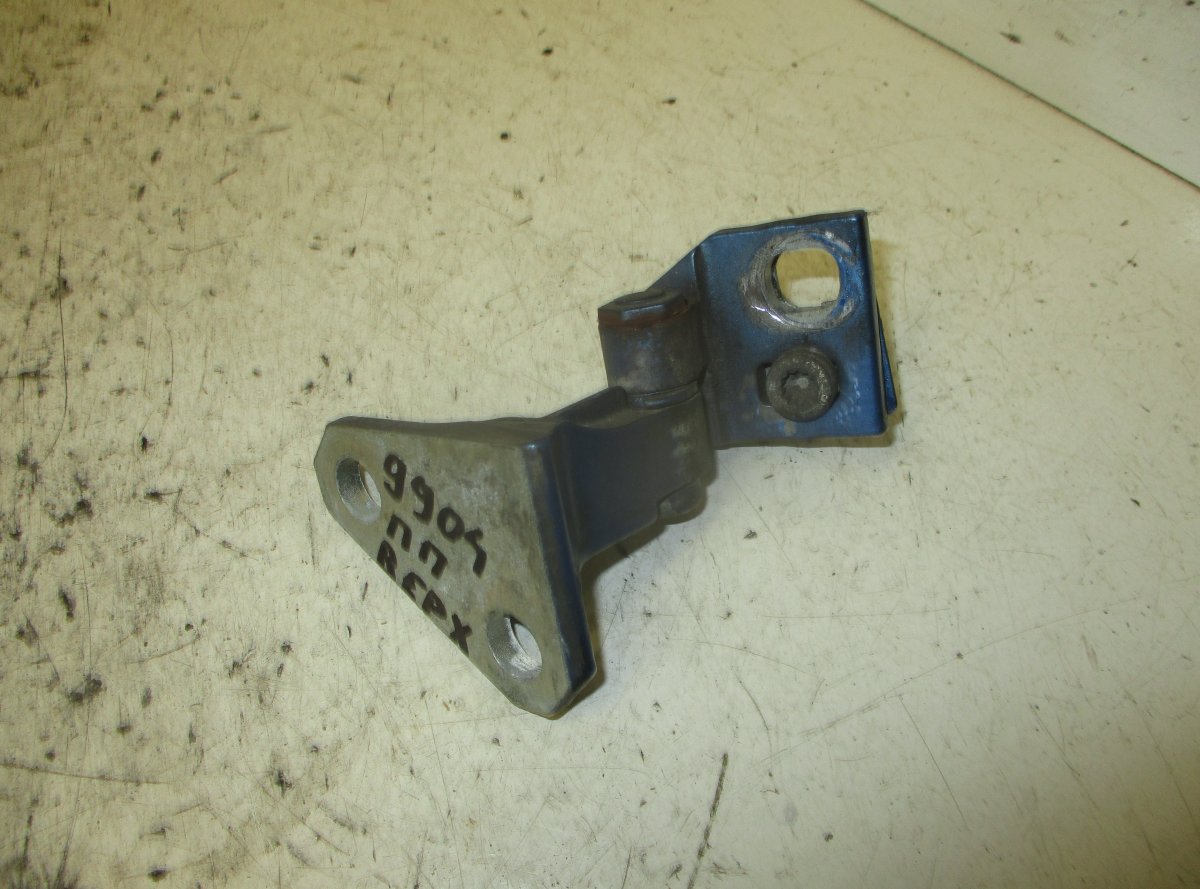 Volkswagen Golf 4 Door Hinge Front upper right VW GOLF V (1K) (2003-2009) Door Hinge Front upp...