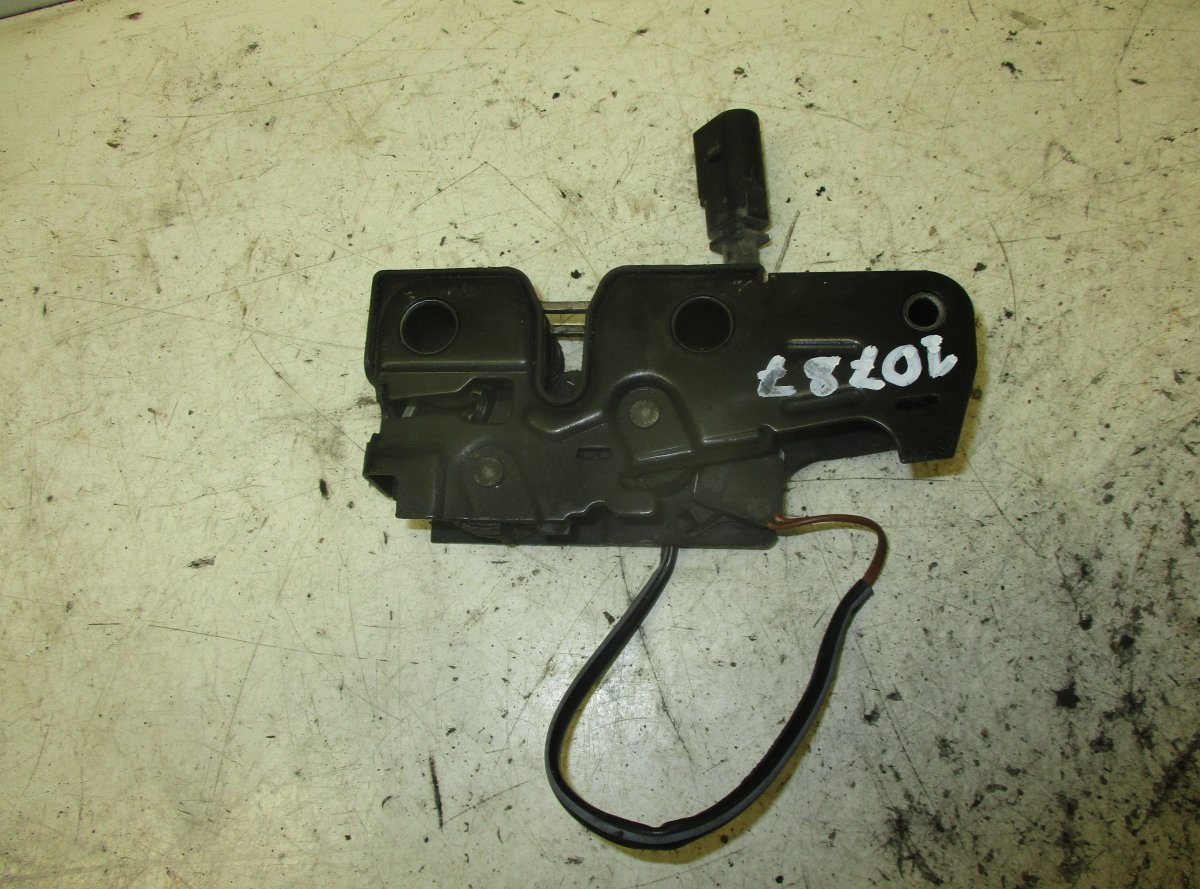 Skoda Octavia Bonnet Latch SKODA OCTAVIA II (1Z) (2004-2013) Bonnet Latch
...