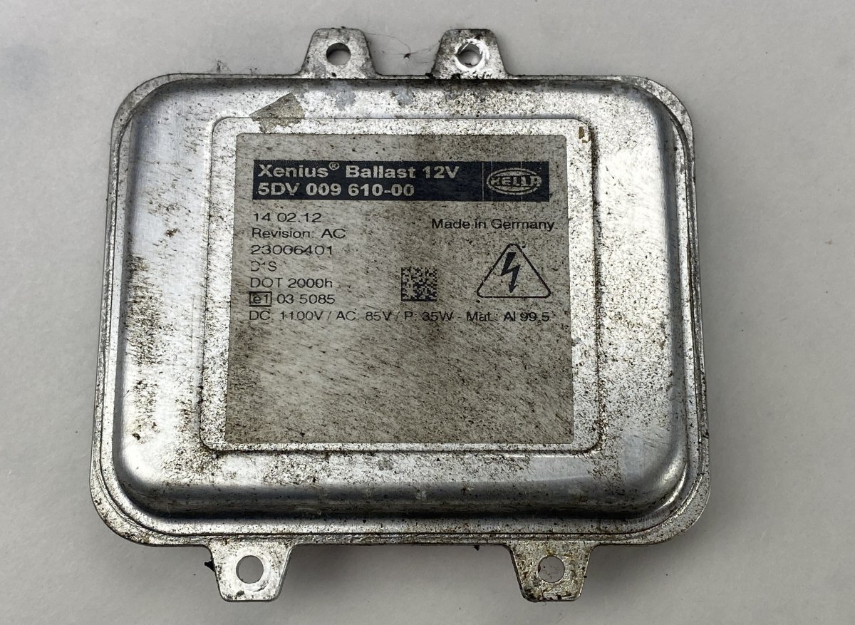 Skoda Octavia Xenon control unit left SKODA OCTAVIA II (1Z) (2004-2013) Xenon control...