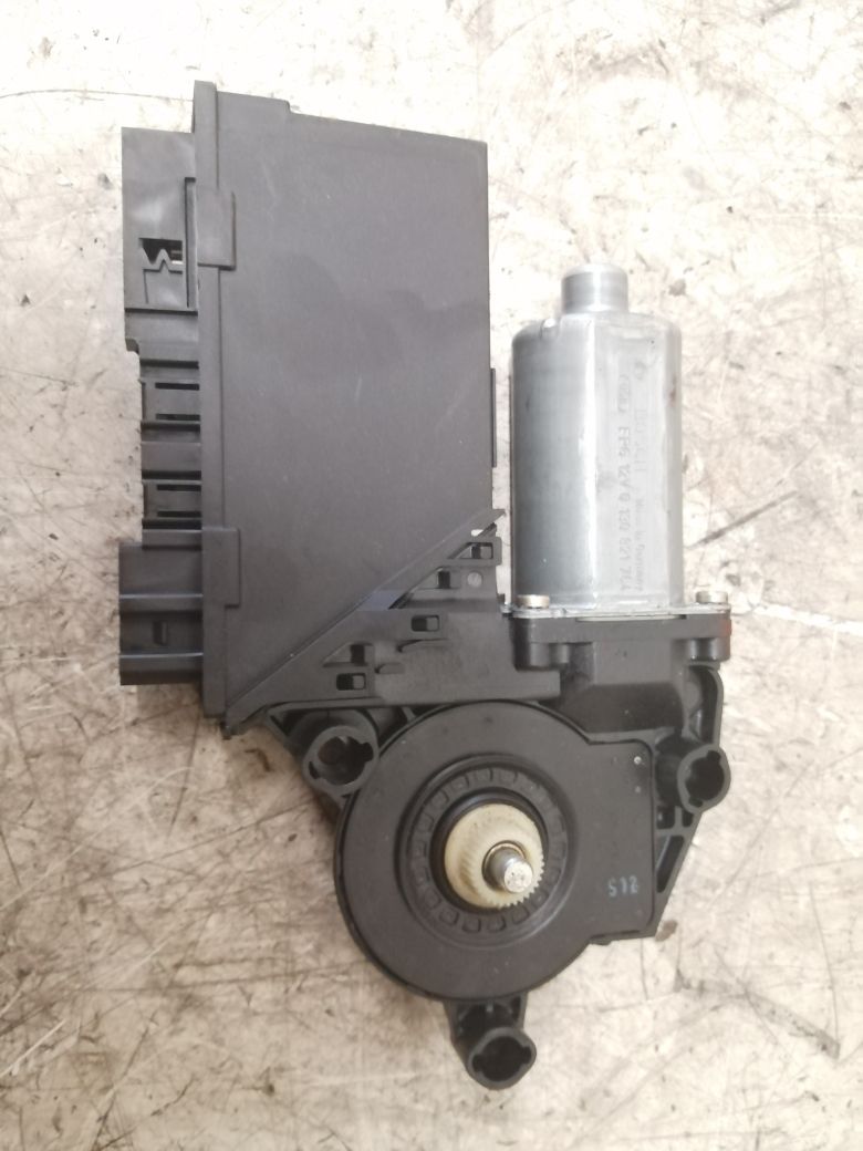 Porsche Cayenne Window Regulator Motor Front Left PORSCHE CAYENNE I (2002-2010) Window Regulator ...