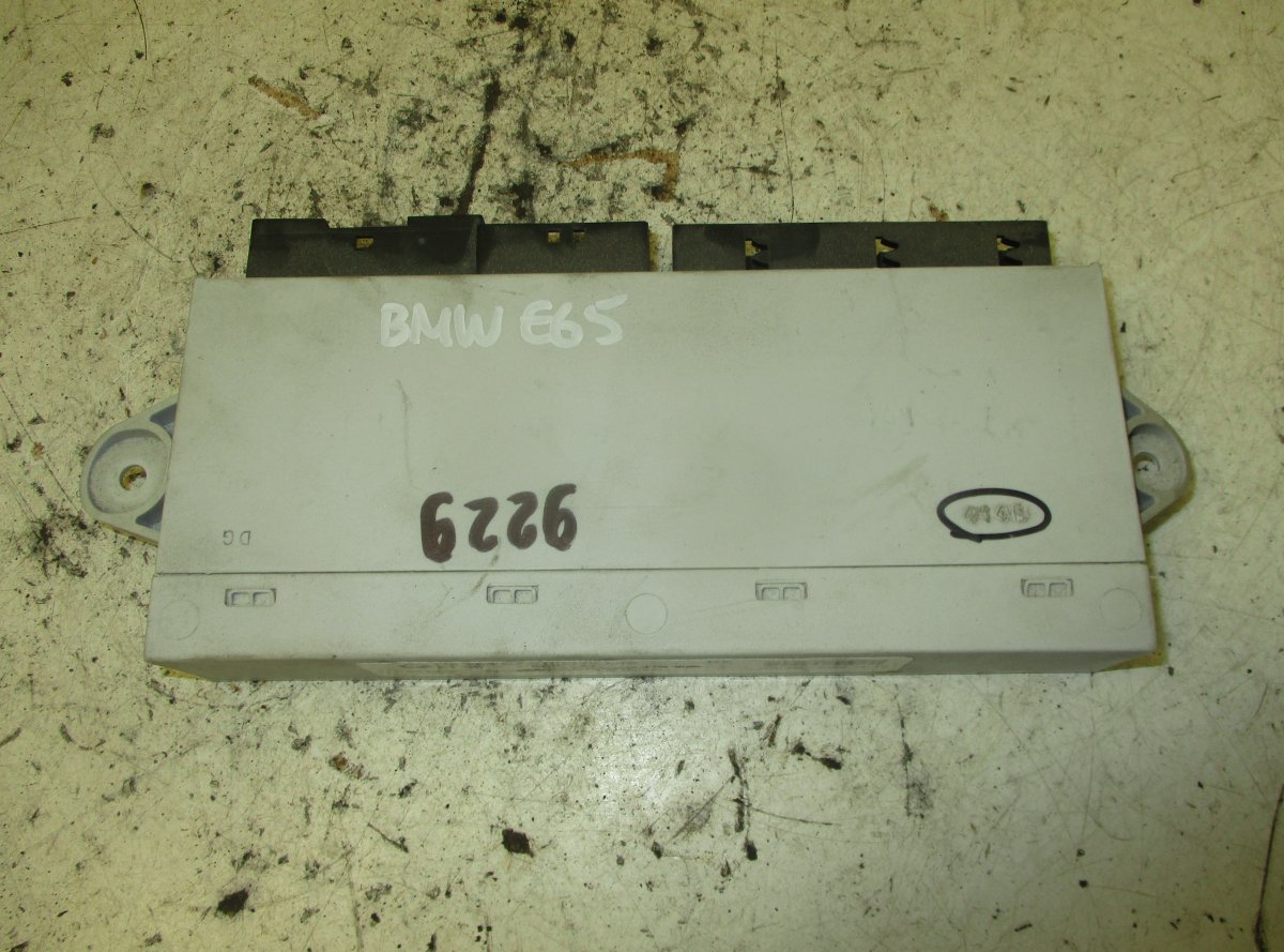 BMW 7 (E65 / E66 / E67 / E68) Rear left door control unit Rear left door control unit — BMW 7 (E65, E66) ...