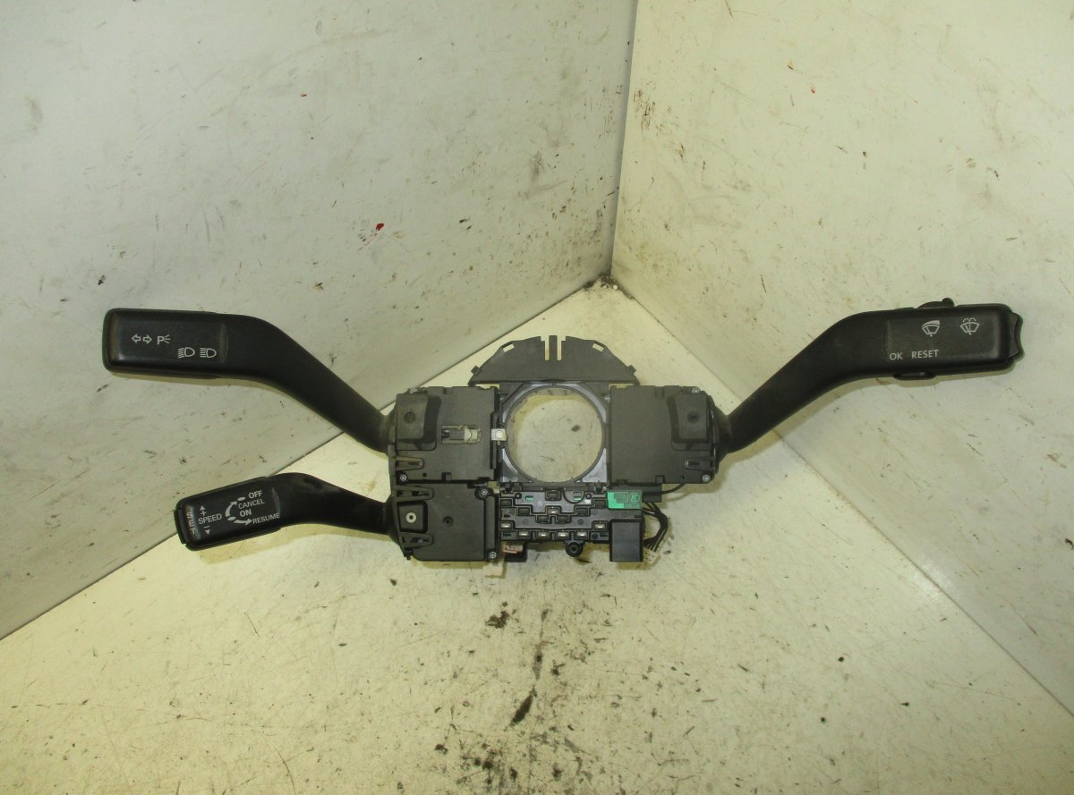 Volkswagen Passat Indicator + wiper switch (stalk) VW PASSAT B6 (3C) (2005-2010) Indicator + wiper...