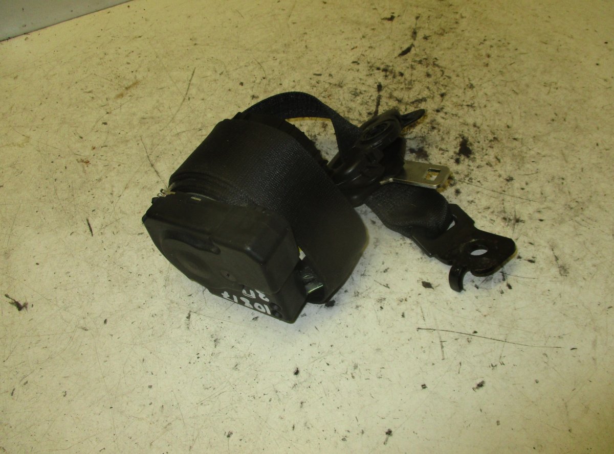 BMW X5 (E53) Seat belt — rear right