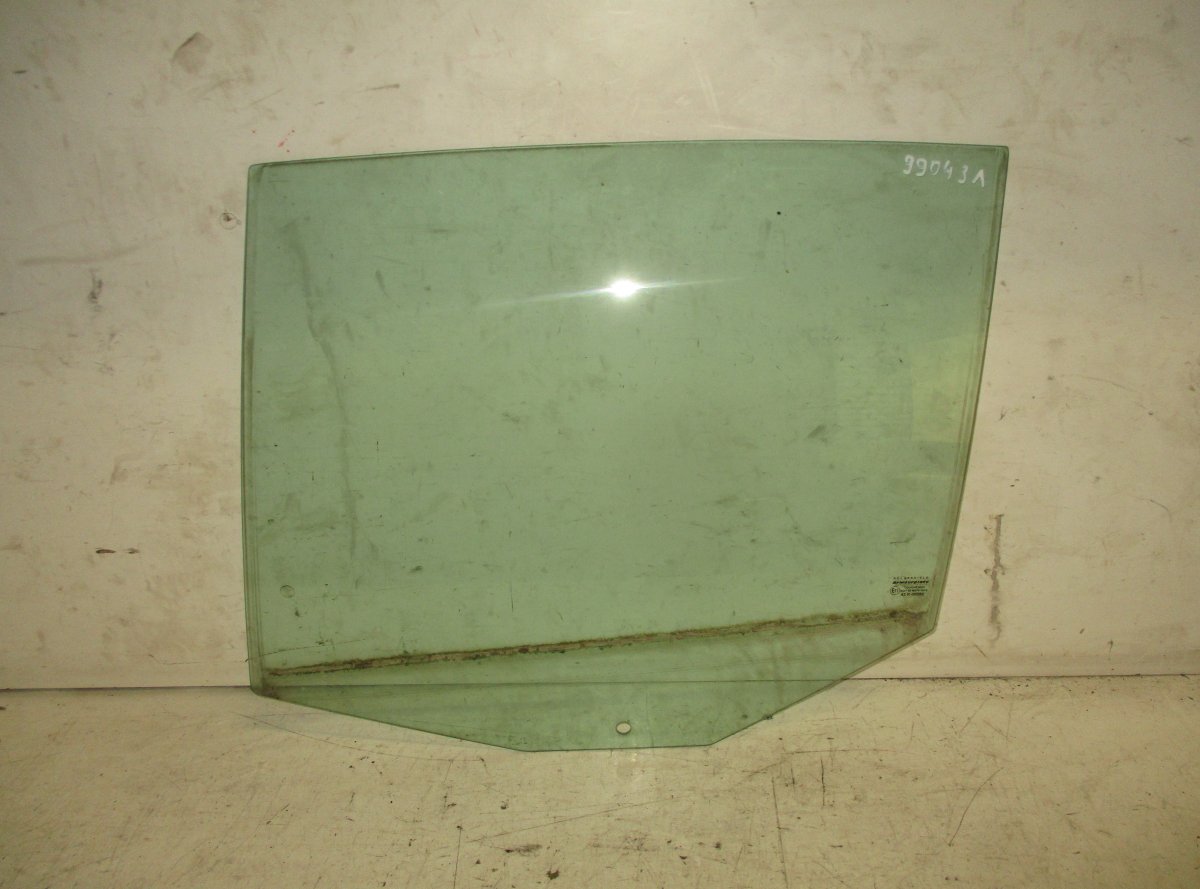 Volkswagen Golf 4 Door window glass rear left VW GOLF V (1K) (2003-2009) Door window glass re...