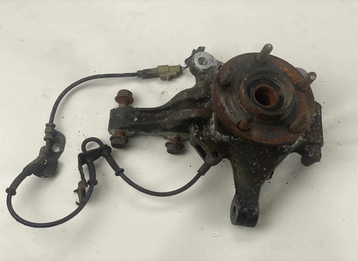 Chrysler Voyager / Town & Country Wheel bearing housing — front right Wheel bearing housing — front right — CHRYSLER ...
