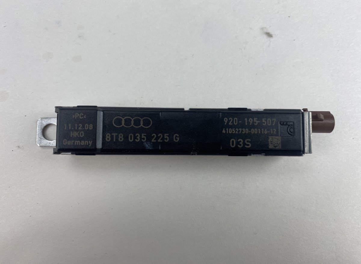 Audi A5 (B8) Aerial amplifier / control unit AUDI A5 (B8, 8T, 8F) (2007-2016) Aerial amplifi...