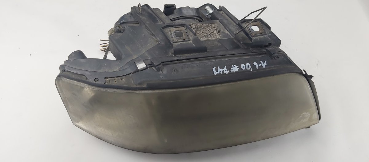 Audi A6 (C5) ajovalo (oikea) AUDI A6 / A6 ALLROAD (C5) (1997-2005) Headlight...