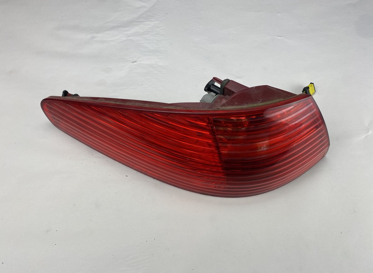 Peugeot 607 задняя фара (левая) PEUGEOT 607 (9D, 9U) (2000-2010) Tail light lef...