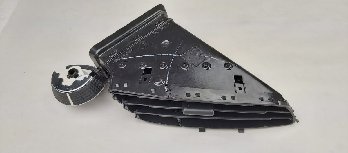 Ford Kuga Air Vent front right FORD KUGA II (DM2, TF) (2012-2019) Air Vent fro...