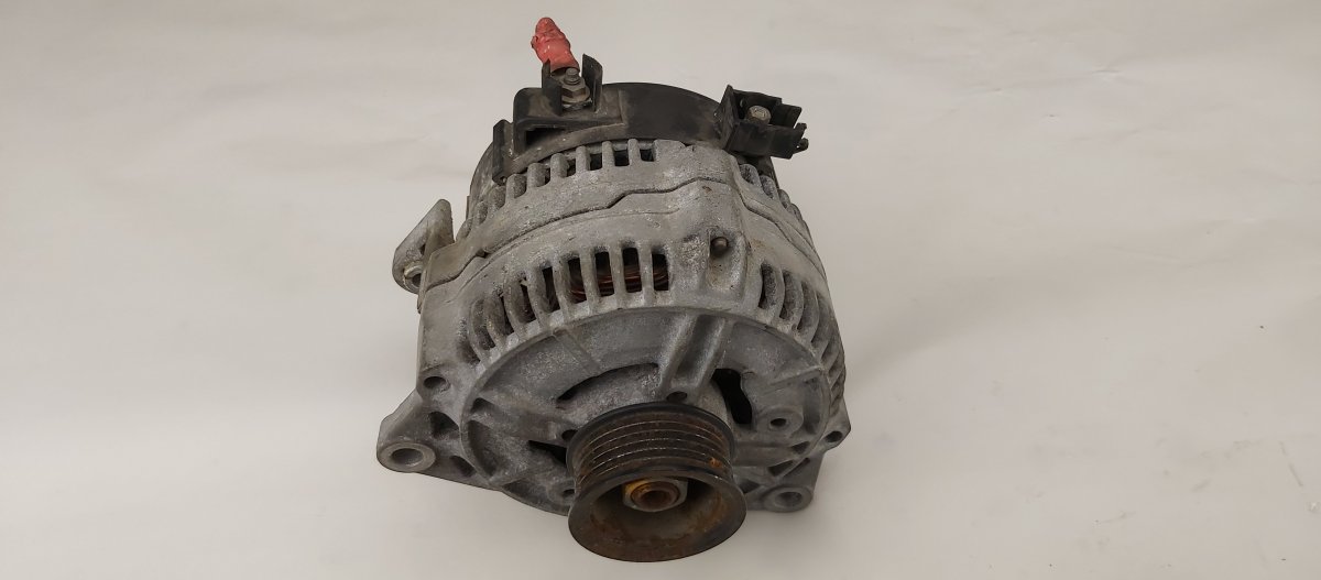Ford Mondeo Alternator FORD MONDEO I (1993-1996) Alternator 0123212001...