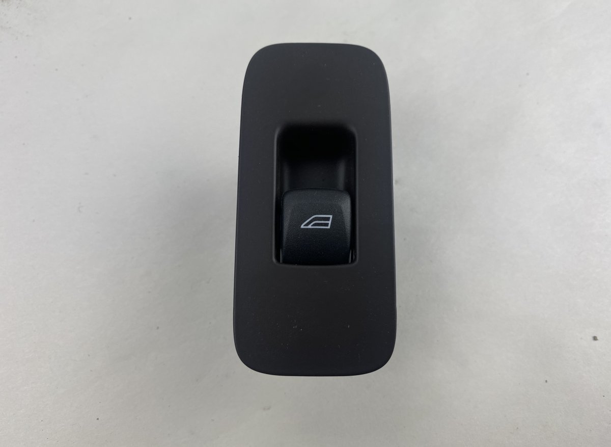 Volvo V40 Switch For Electric Windows Rear Left VOLVO V40 (2012-2019) Switch For Electric Windo...