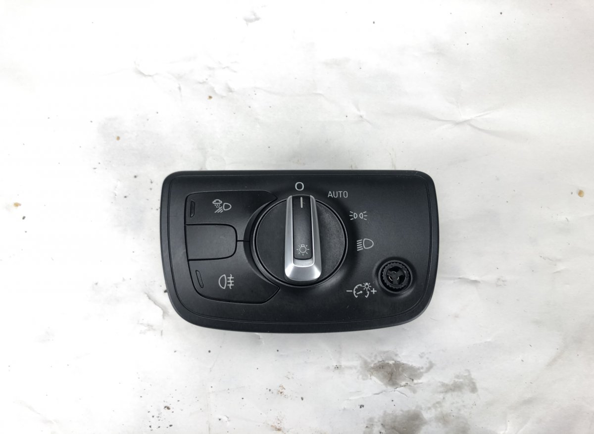 Audi A6 (C7) Headlight Switch AUDI A6 / A6 ALLROAD (C7, 4G) (2010-2018) Headl...