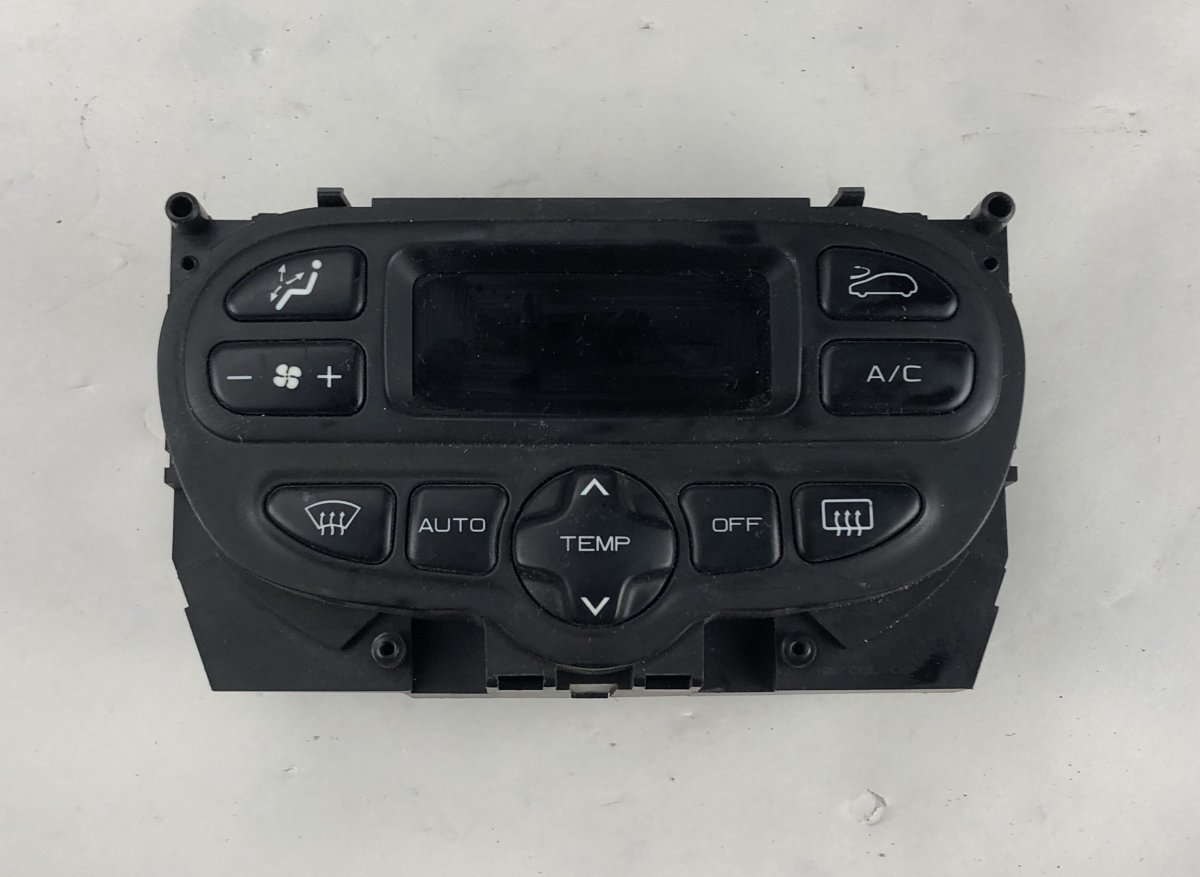 Peugeot 307 Heater control panel Heater control panel — PEUGEOT 307 (2000-2007) ...