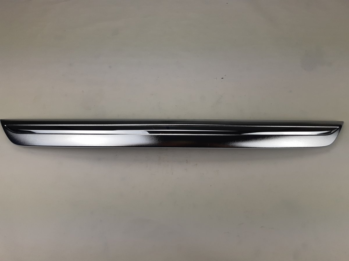 Honda FR-V Bootlid / tailgate moulding HONDA FR-V (2004-2009) Bootlid / tailgate mould...