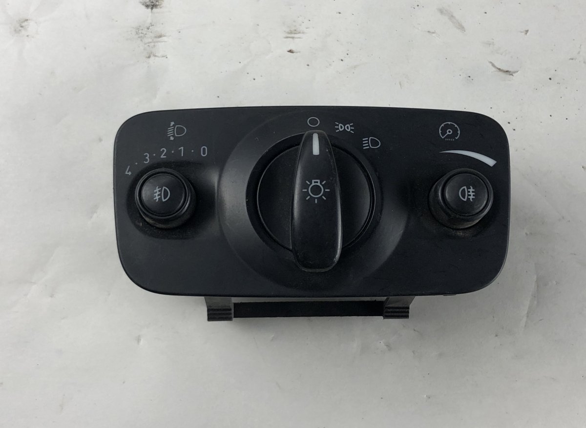 Ford Mondeo Headlight Switch FORD MONDEO Mk IV (BA7) (2007-2014) Headlight S...