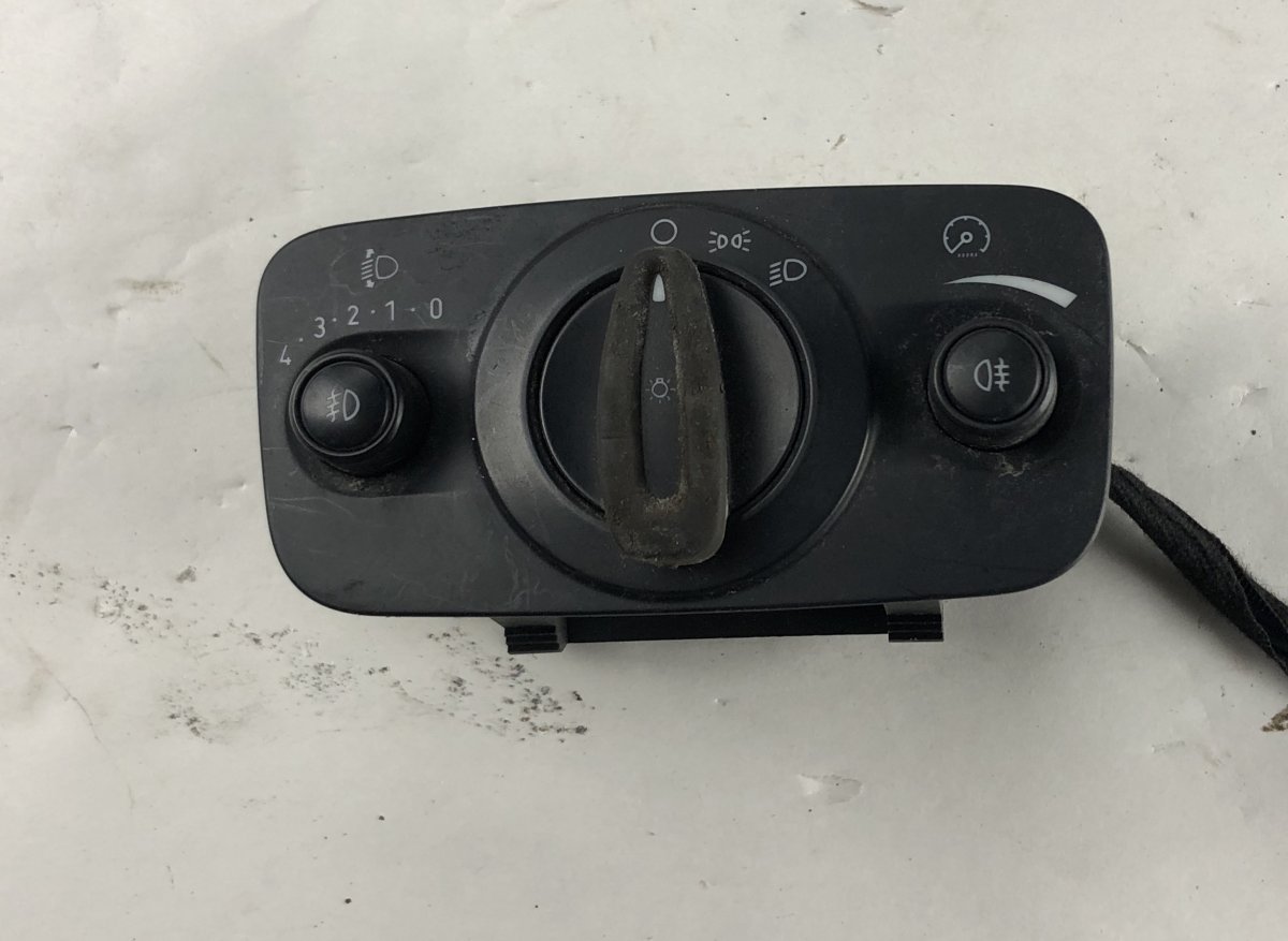 Ford Mondeo Headlight Switch FORD MONDEO Mk IV (BA7) (2007-2014) Headlight S...