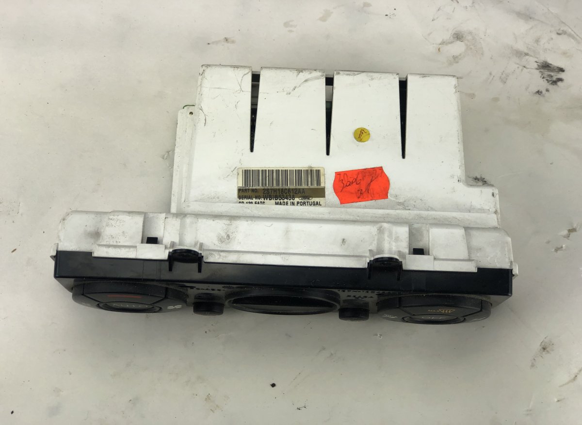 Ford Mondeo Heater control panel FORD MONDEO Mk III (2000-2007) Heater control p...