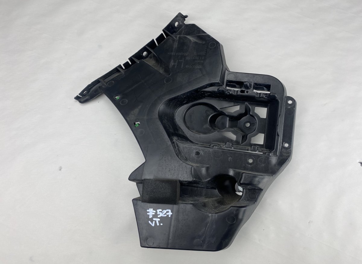 Volvo V40 Rear bumper Carrier holder on fender left VOLVO V40 (2012-2019) Rear bumper Carrier holde...