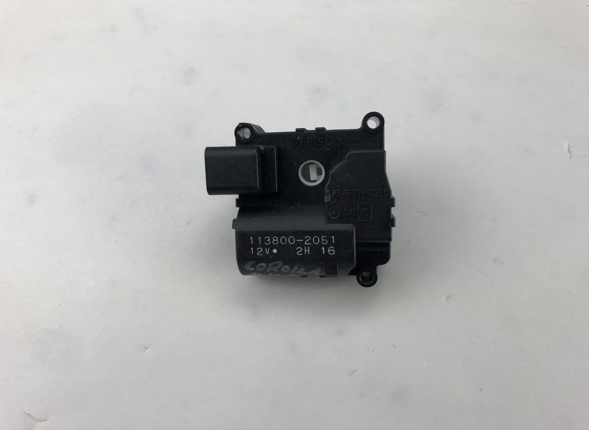 Toyota Corolla Evaporator air flow flap control motor TOYOTA COROLLA IX (E120) (2001-2007) Evaporator...