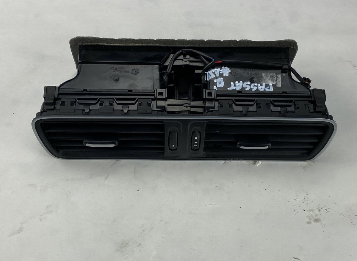 Volkswagen Passat (B7) Air Vent Center Front VW PASSAT B7 / ALLTRACK (2010-2015) Air Vent Ce...