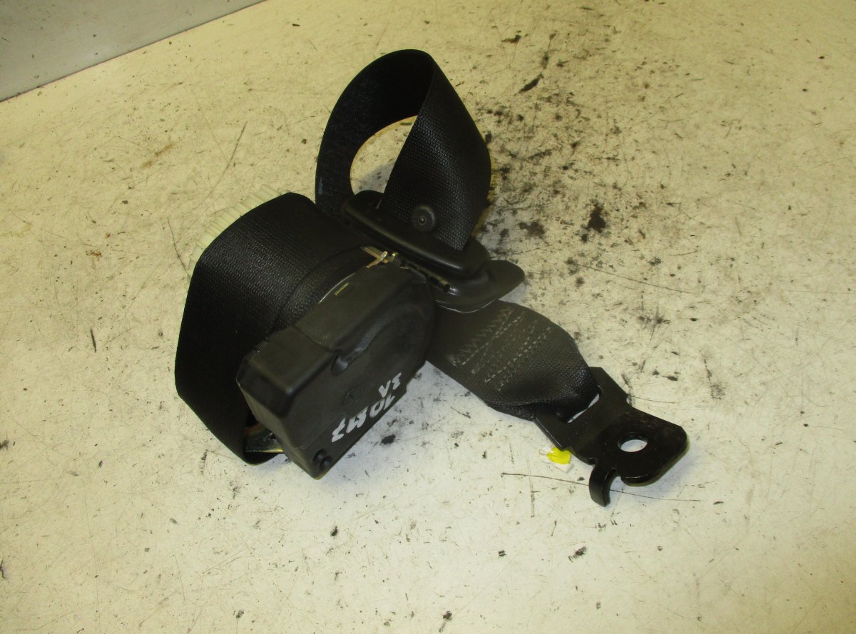 BMW X5 (E53) Seat belt — rear left